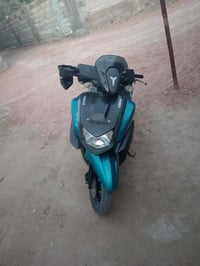 لبيع زت أر 21كلك  سعر 1200وبيه مجال 07717165246