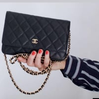 اكسسوارات شخصية • بدون تفاصيل • للبيع