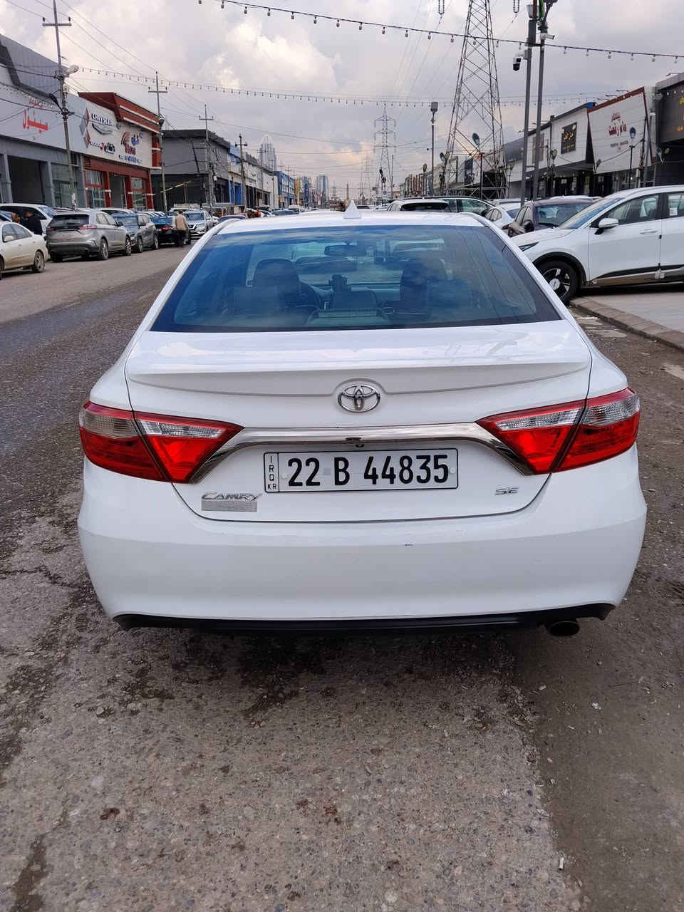 كامري 2016 كما موضح في السونار 
بدون نقوصات مكينه 2500 
للاتصال ***********
السعر 162 مجال قليل
