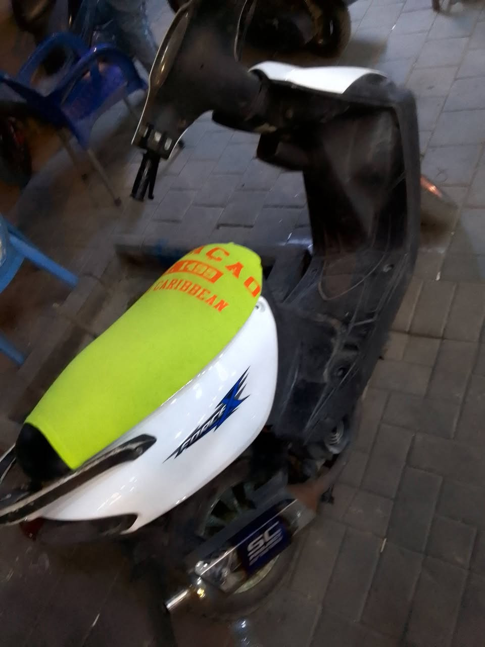 للبيع ماكس قجمه 120 كهربائيات شغاله سلف و هندر 
ساعه ومعدل حلوه سعر 275 مكان بغداد المدينه 
***********
