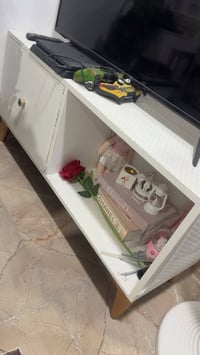 نظافة ١٠٠٪ • رفوف ١٢٠×١٠٠×٣٠ • كومدي ٣ مجرات