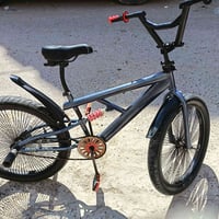 BMX فري ستايل • عجلات 20 إنش • معدّلة