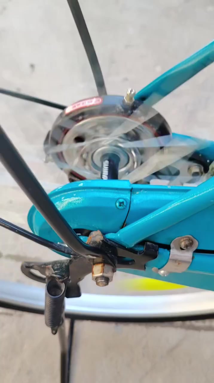 اسلام عليك بايسكل سياحي حجم 26 مديل 2021 بااله 
المكان البصره التنومه كرد لان قرب خطوه علي بنل حسين
السعر 130 او مجال


**إذا كنت صاحب هذا الإعلان وتريد حذفه لأي سبب، رجاءا أرسل رسالة إلى الدعم الفني**