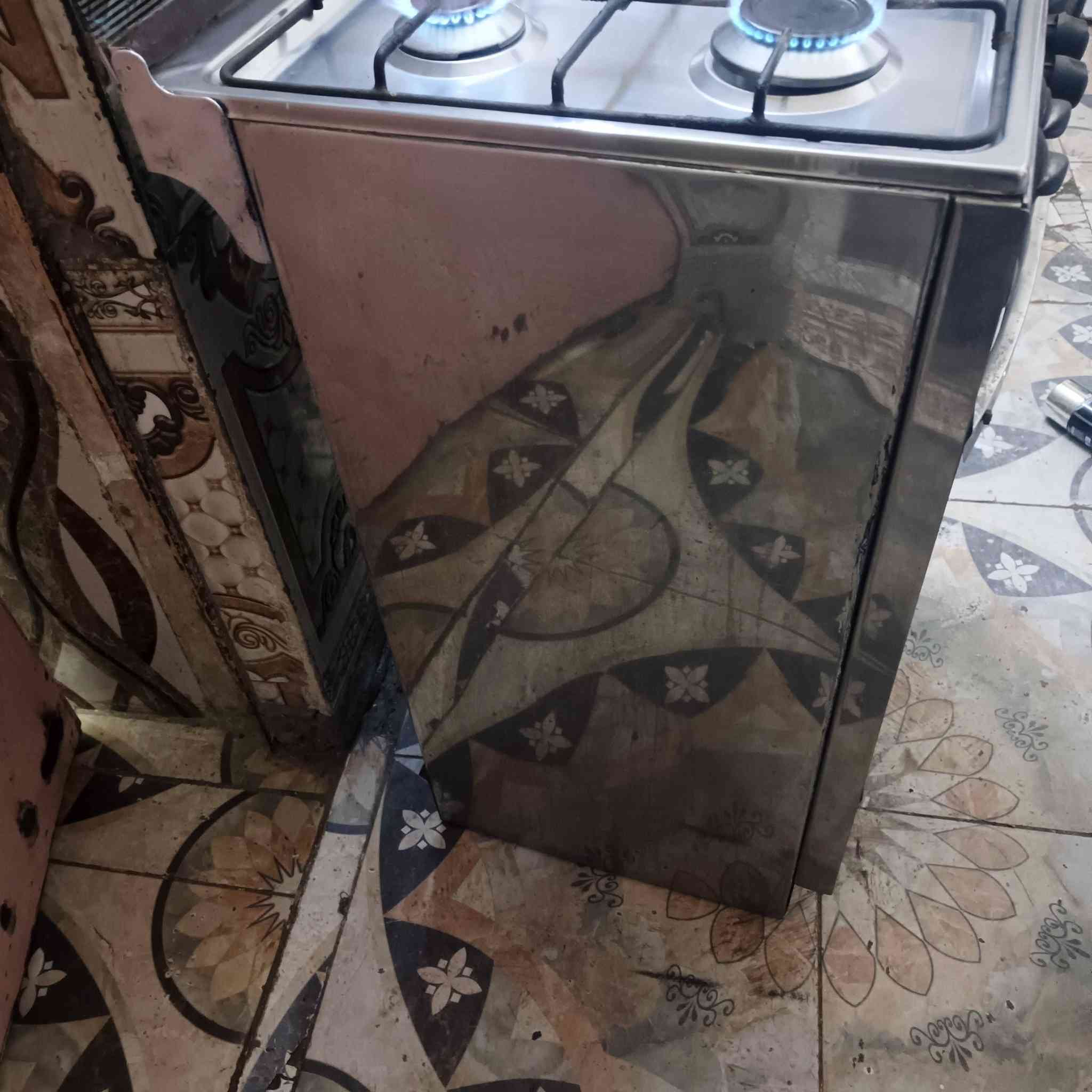 سلام عليكم
طباخ سعره ٦٥
مكاني كركوك حي وحده
رقم, ***********
