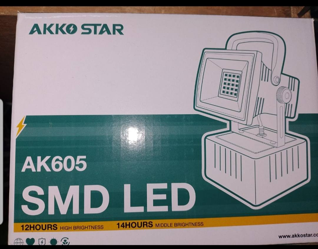 السلام عليكم ورحمة الله وبركاته....
على بركة الله ....
وصلنا حديثا الى محل شهد العطاء ...

١. لايت بطريق اكوستار...
٢. بروجكتر اكو ستار...
٣. لايت يدوي حديد اسود اكوستار..
٤. لايت خوذة عدسة ليزري اكو ستار..

العنوان....
حديثة السبحاني الشارع العام قرب مدرسة حديثة مقابل اسواق صلاح علي خالد....
 وتساب محمد 
***********
