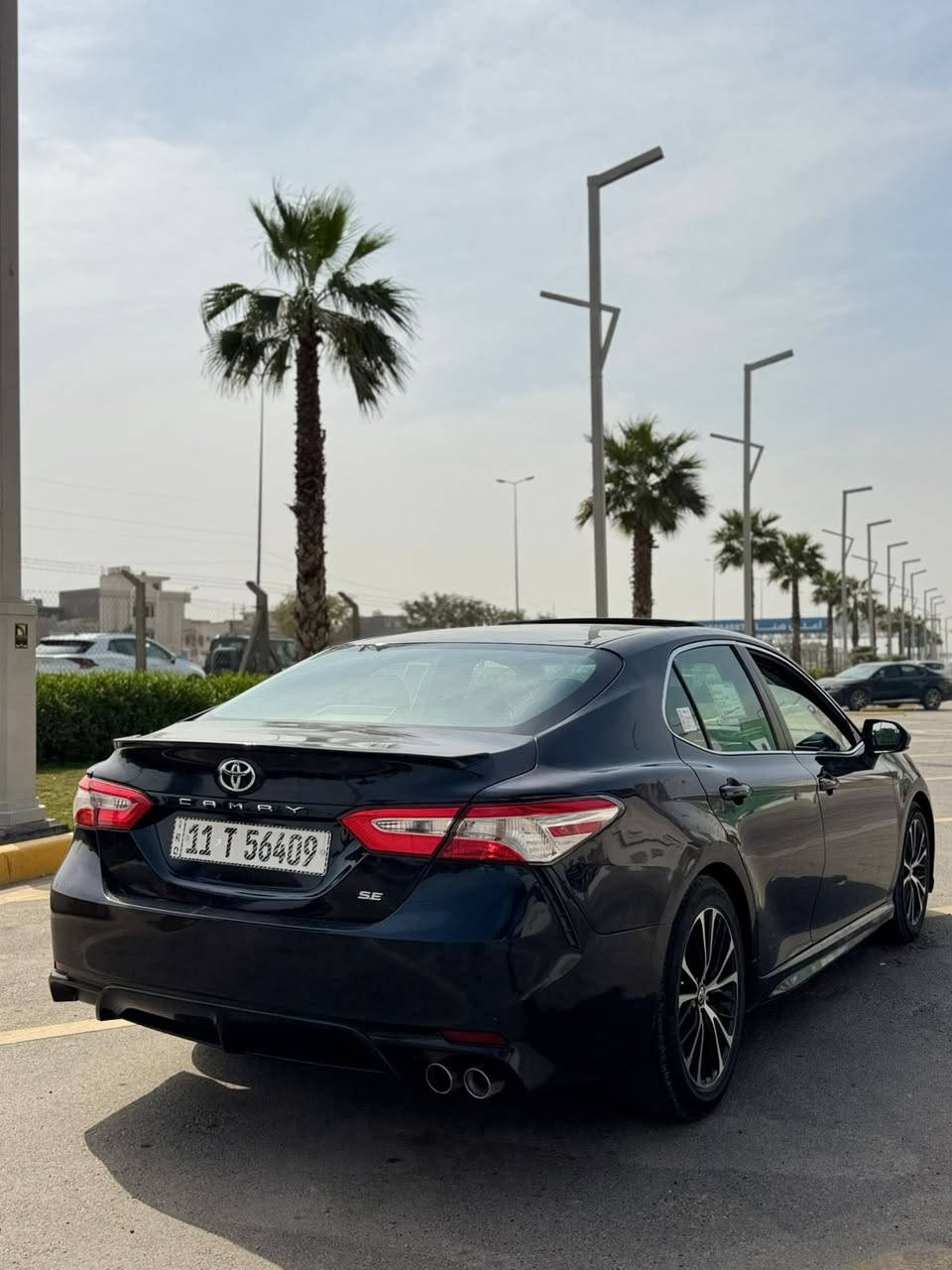 سلام عليكم من رخصت 
كامري للبيع مديل ١٨ 
امريكي حادث قبق جنطه 
واضح بل صور بدون 
شواصي او لغد 
سياره فول تشغيل عن بعد 
سياره جاهزه من كلشي 
صبغ  قبق جنطه 
وجملغات مكان سياره بغداد شعب 
السعر ١٦٣ وبي مجال 
***********
