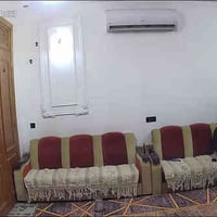 بيت للبيع  فقط ١٥٠م  مع ارض ١٠٠متر  فارغه بدون بناء نفس العقار الشعله ...