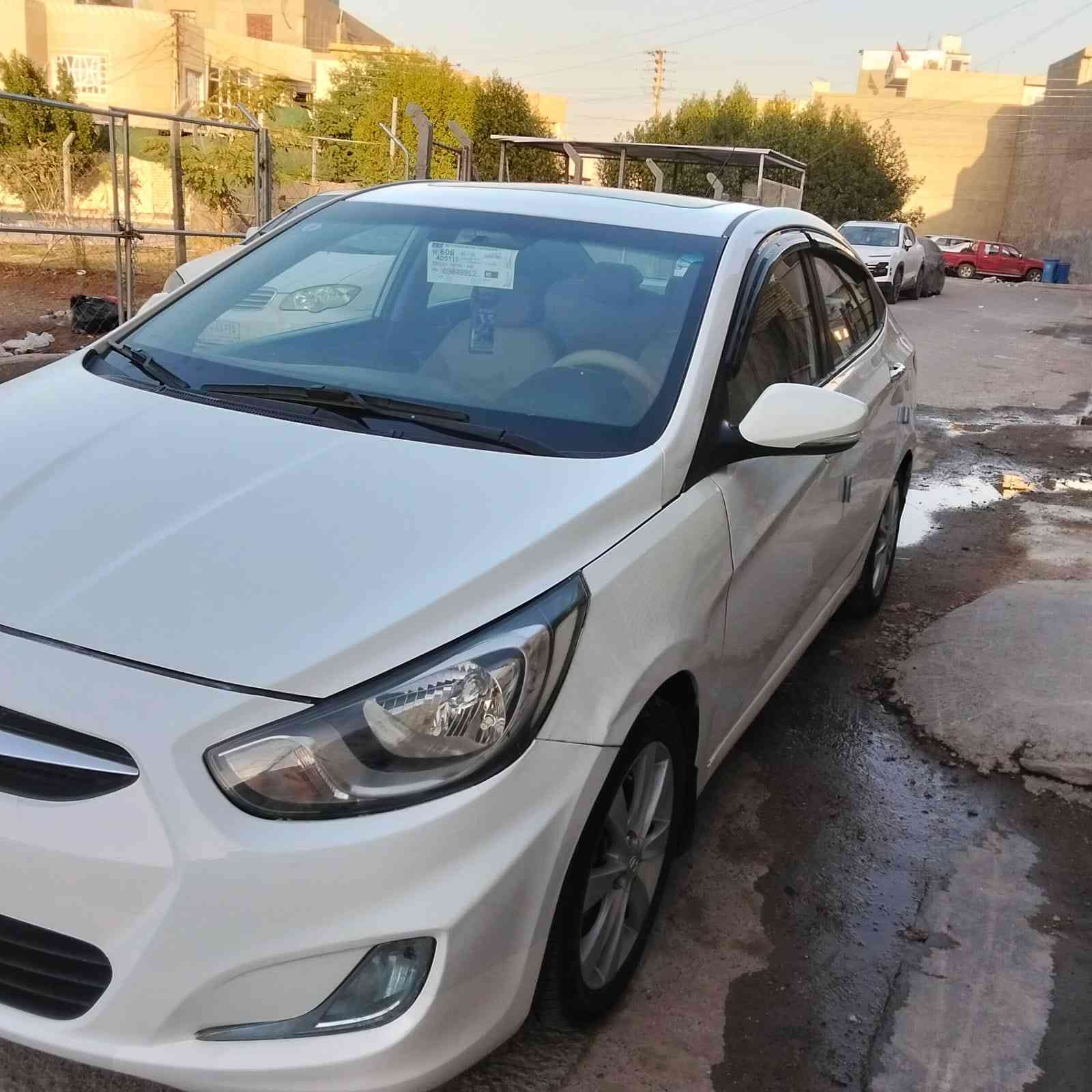 السلام عليكم اكسنت خليجي
موديل 2012 محرك 1600 بلو
فول مواصفات السيارة جاهزة 
صدر مكينة تبريد مابيها اي نقص السيارة بسمي رقم دولي 
والسونار موضح في الصور السعر 100اوبيها مجال بسيط 
الهاتف ***********
