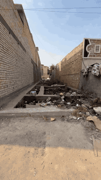 السلام عليكم بتلو البيع منطقه الضباط مساحه 100م النزال 20 الوجه 5 السعر خاص اي ستفسار هاذ رقمي وخادم الكم تحياتي مرتضى البديري /***********
