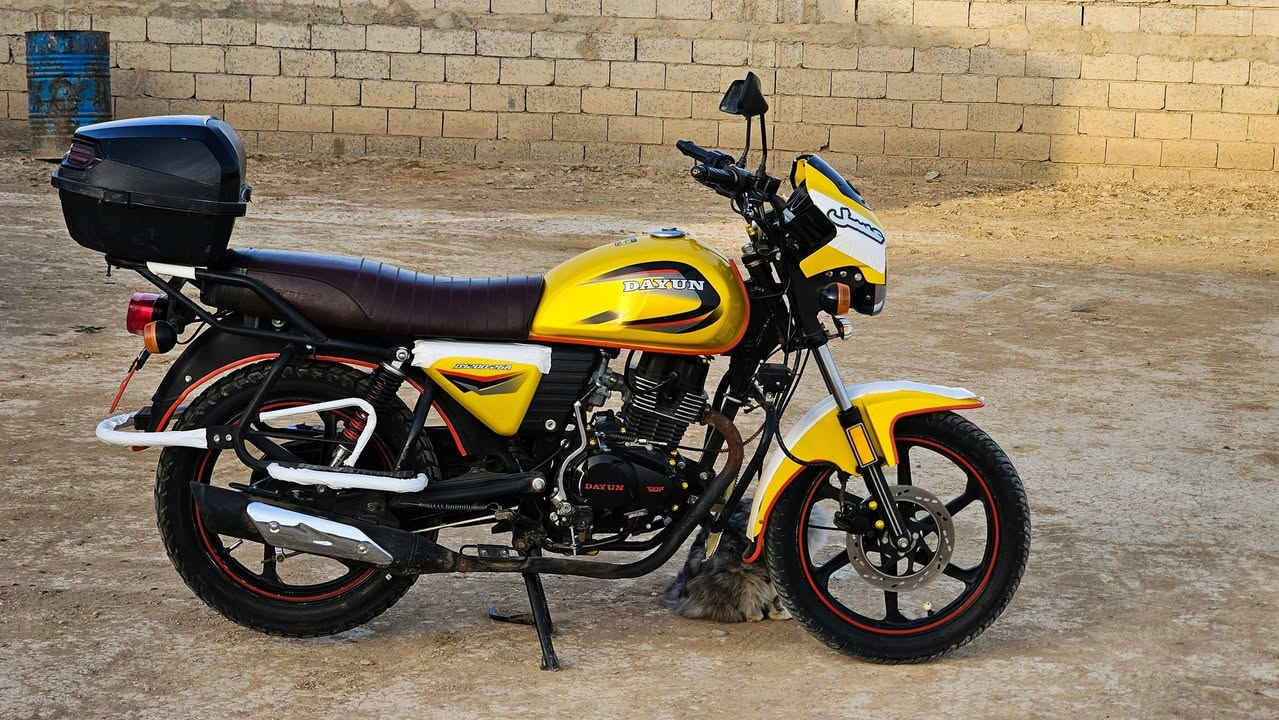 سلام عليكم دراجة البيع دايوان 2024وراق سكر دراجة كل نقص ما بيهة دراجة خير من الله مكان صويرة شارع عشرين 
***********♡♡♡*********** تواصل خاص او نتصل 📞
