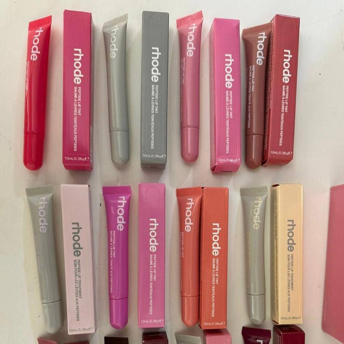 كلوس ماركة rhade
السعر 3 
.
.
.
#كلوس #لايك #اكسبلور #ميك اب


**إذا كنت صاحب هذا الإعلان وتريد حذفه لأي سبب، رجاءا أرسل رسالة إلى الدعم الفني**