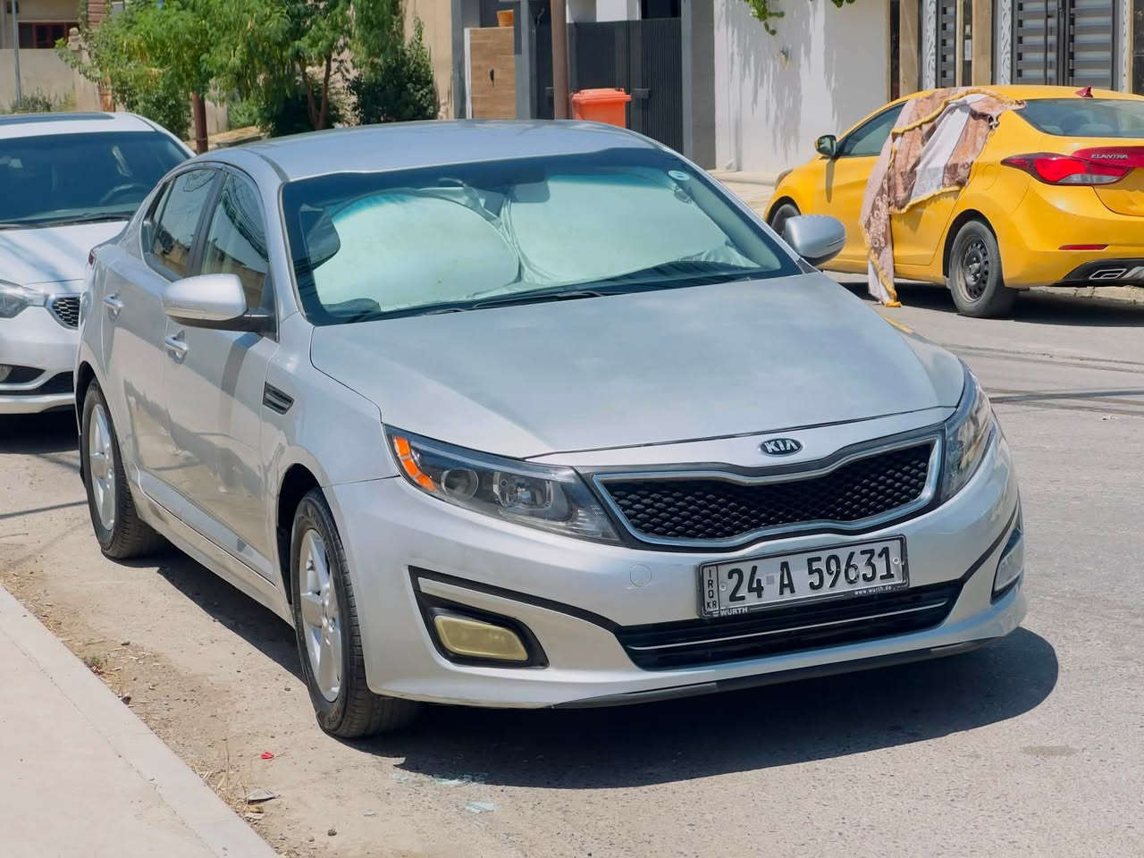 Kia optima
2015 

 موصل زهور 

 بيها ثلاث قطع صبغ 

بوند و جاملغ امامي وجاملغ خلفي وشوية باب الخلف رش 

***********

٩٢٠٠$
