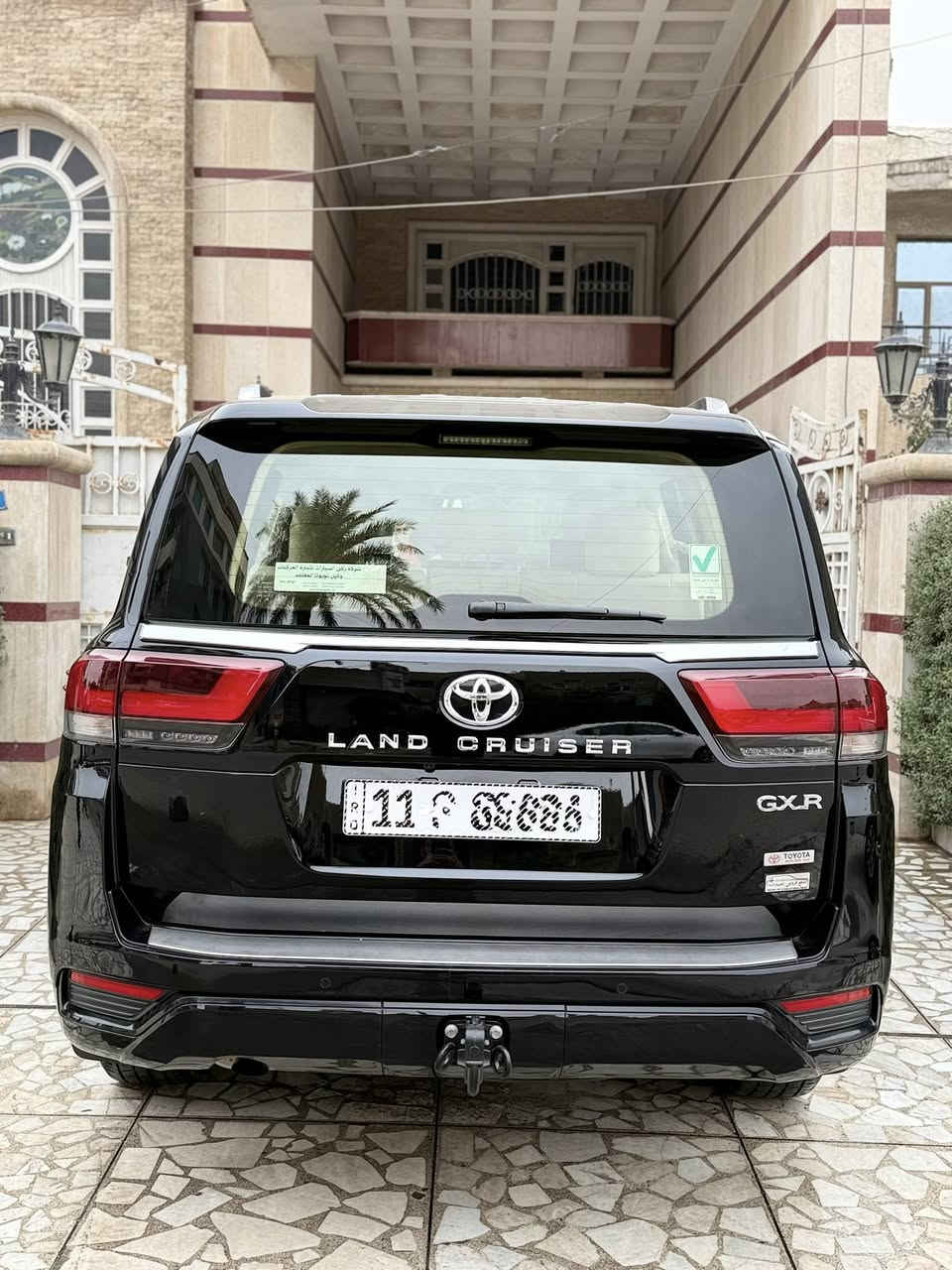 السلام عليكم
لاندكروز للبيع موديل 22 GXR ساز اصلي 

السياره مغلفه بالكامل ppf جديد وبداخل الضمان 

ماشيه 54 الف 

وجميع الصيانه وتبديلات الزيت بالوكاله مطالعه من ضمان ساز 

السياره مكفوله كفاله عامه من جميع العيوب 

رقم بغداد انكليزي باسمي تحويل ثاني يوم 

السياره فول معروفه مواصفات الساز 

عنواني بغداد زيونه 

***********
