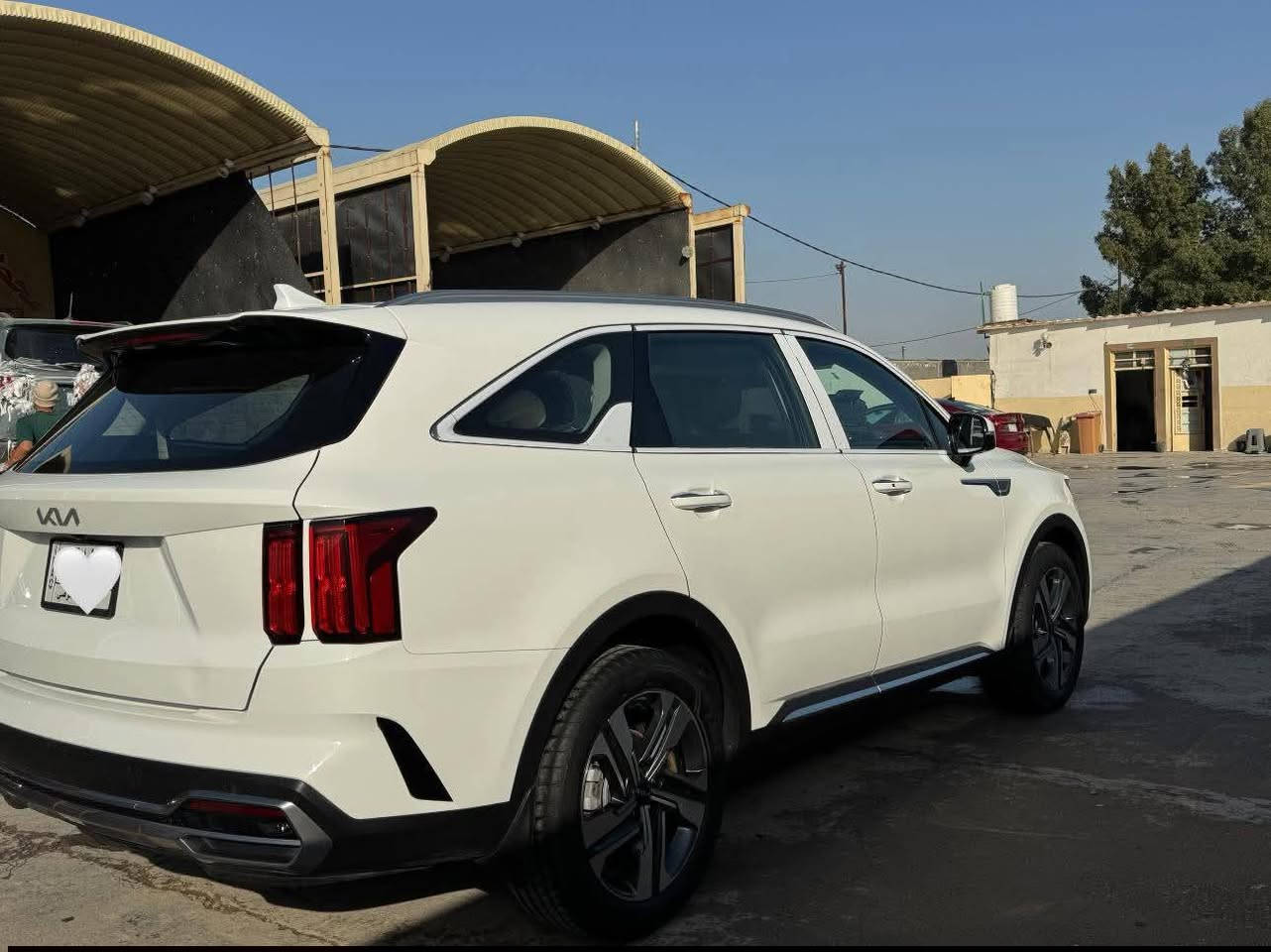 سورنتو موديل 2023خليجي مكفولة كفاله عامه رقم بابل كير ماوس حساسات أمامية وخلفية كامره خلفيه اماميه تبريد 3 قطع سبع الوان السعر 300 وبيه مجال الاستفسار 
***********
