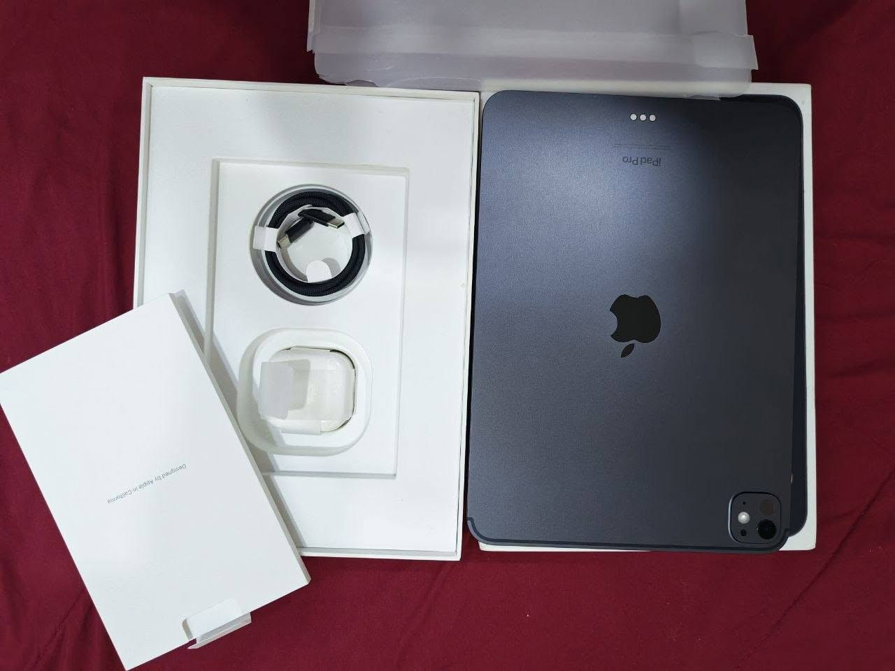 اخوان مكلف بالنشر.......
📱 للبيع: iPad Pro M4
- 💾 السعة: 256GB
- 🔋 صحة البطارية: 94%
- ✨ نسبة النظافة: 99%
- 📚 الاستخدام: للدراسة والتصفح فقط، ولم يُستخدم استخدامًا مكثفًا.
- 📦 الملحقات: كاملة مع الجهاز.
💰 السعر: 1,000,000 دينار عراقي (قابل للتفاوض بالمعقول).
الجهاز بحالة ممتازة جدًا، ومن يرغب بالشراء أو الاستفسار يتواصل على الخاص او الاتصال ***********
مكاني بغداد
