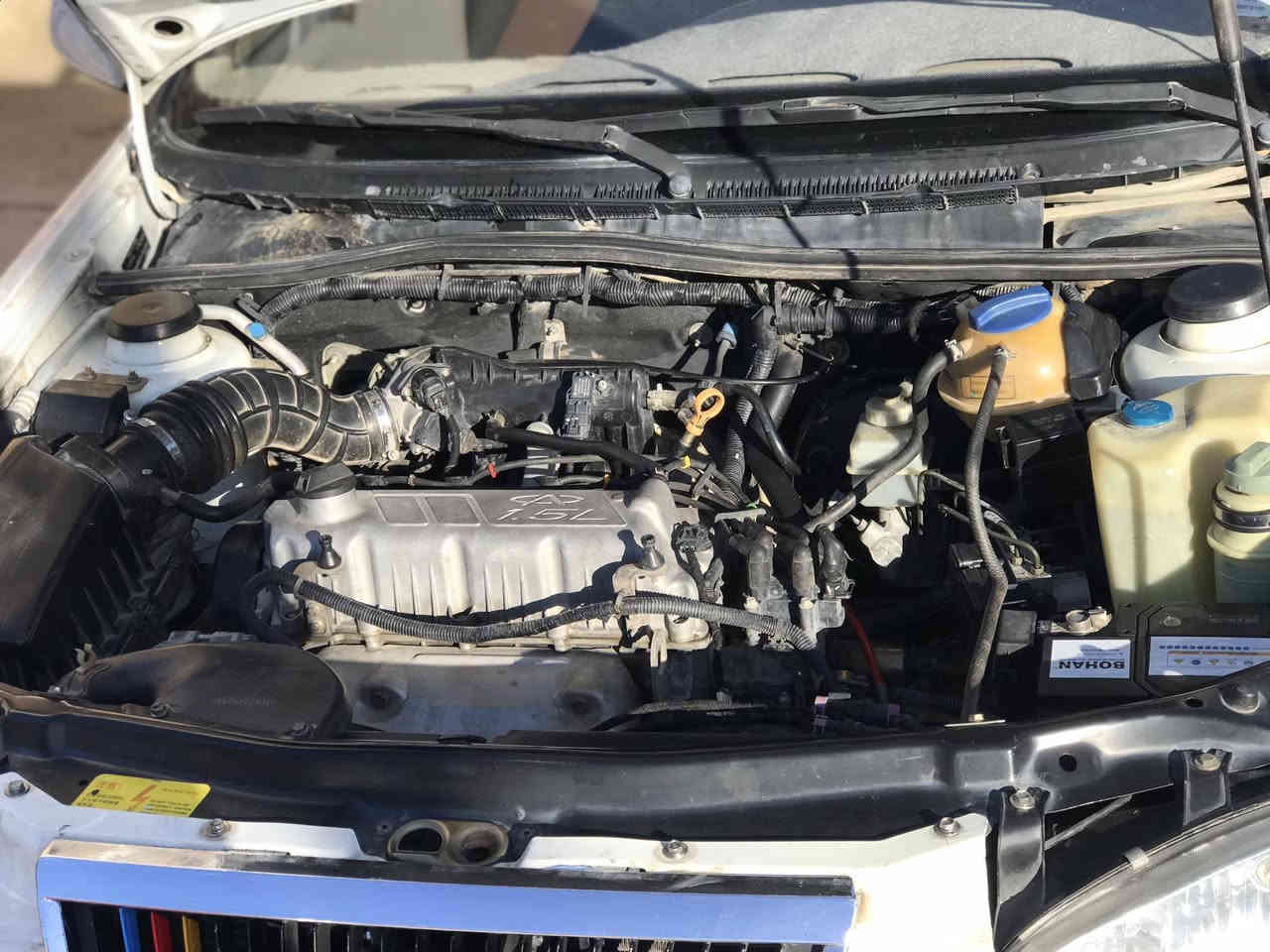 السلام عليكم شيري كوين 2013 /قطرا صبغ ما بيها 
محرك كير شرط 
تايات جدد باتري جديد
تبريد ❄️ تدفها نار🔥 السيارا عال بلادي كلشي بيها
ضفيرتها جطل ما بيها  كلشي شغال
 كبون بنزين بيها ورقي الصلي  شرط الوكلا والتحويل 
السعر 47 
رقم ***********
