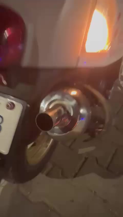 سلام عليكم دراجه بوليسي مزوده مال حاويه اجت من اليابان هيج مزوده تزويد كله اصلي هاذ كدام عينك ويلات وكزوز صجمي ولبلادي وياها وأصابع وكلج امامي رياضي اصلي وسبايدر وستان صفح سمائي اصلي ودراجه بلاديه برغي مامفتوح بيها كفاله عامه كفرات وداخل ختم وي المكينه سعر 1100وبيها مجال للشراي


**إذا كنت صاحب هذا الإعلان وتريد حذفه لأي سبب، رجاءا أرسل رسالة إلى الدعم الفني**