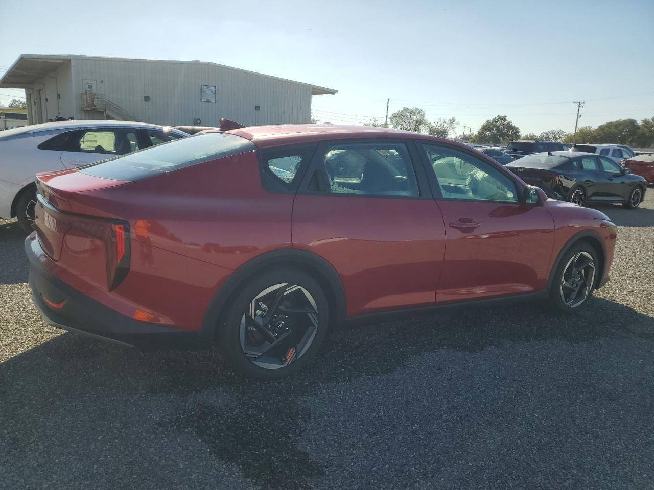 سلام عليكم ارجو قرأت المنشور للاخير رحمه الله والدكم 

K4 2025 EX 

كي فور 2025 EX تقرير امطار شغال من امريكا السياره كفاله من دعاميه للدعاميه لا حادث ولا صبغ ولا بارد السياره حره بدون رقم باسمي مدفوع كمركه تترقم جميع المحافظات منفيس باسمي ابصملك وبن ما اتريد 

السياره المصلحه بلكامل لكن  بيه شويه ملاحظات ارجو الانتباء

نقص مثلث وره جامه العبري جهه سايق وايرباك ما امبدل ودكم يم الكير مال اتوهولد وومال الكامره حرف P  وسماعات خليفيه عدد 2 اما بقيه سياره كله شغال وعلى الظمان ابيه السياره زيرو زيرو 

السعر 175 وبيه مجال للشراي 

مكاني البصرة

***********

شباب الله يرحم والدكم السوق كلشي بي المكفوله ومهجومه ونص ونص اذا ما اتعجبك اعبر المنشور الله يرضى عليك
