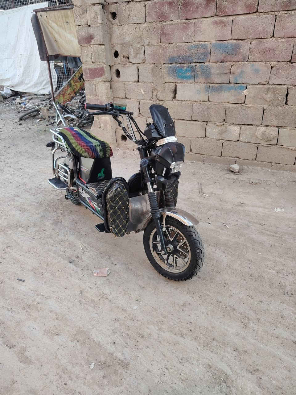 للبيع كلشي شغال البطاريات تخم ع الفحص الموديل 24 السعر 475 المكان فلوجه للستفسار اتصل *********** /***********
