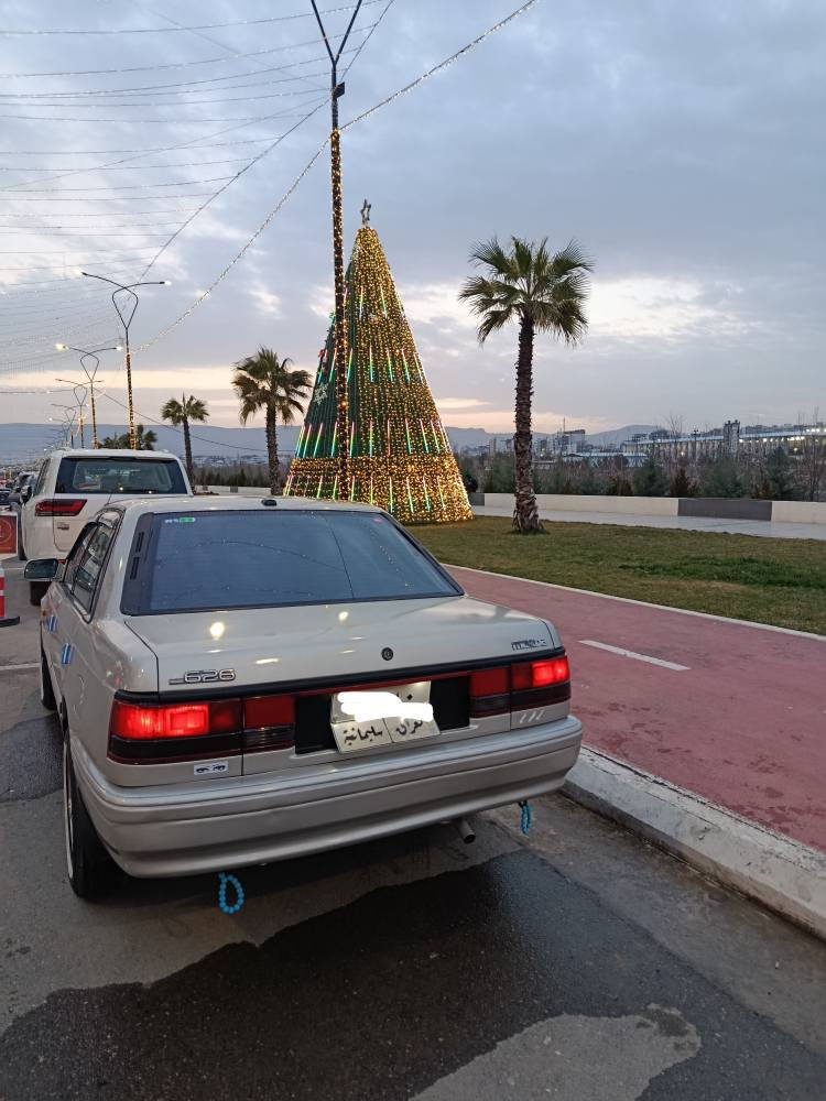 بەناوی خوای گەورە مازدای 626 مودێل 1990گێڕ عادی 4 جام عادیبەرگەدەرگاو سەقفی جوانە بێلادی  کاربای و گەرمێ و هەمووی مەزووتە تایەووێلی سۆپەر خەت سپی سەیارەکە مەسەرفی تیا نەماوە گێڕو مەکینەی بێ عەیب زێ سەرف و بۆخار کامل جوانکاری بۆ کراوە بێ دەعم ولێدراوی ڕزیوی کامل پەمپە لەسەر ساخی ڕێکوپێک کراوە بەس لەسەیاقیکی کەمە تەحوێل غرامەبڕاوە بەشەرت  نرخی 47 ومەجالێکی براینە بەس سەنەوی بەسەرچڵە پارەی سەنەوێت بۆ ئەبڕم لەخزمەتام بۆزانیاری زیاتر تەلەفوون بکەلەخزمەتام *********** السليمانية, العراق
