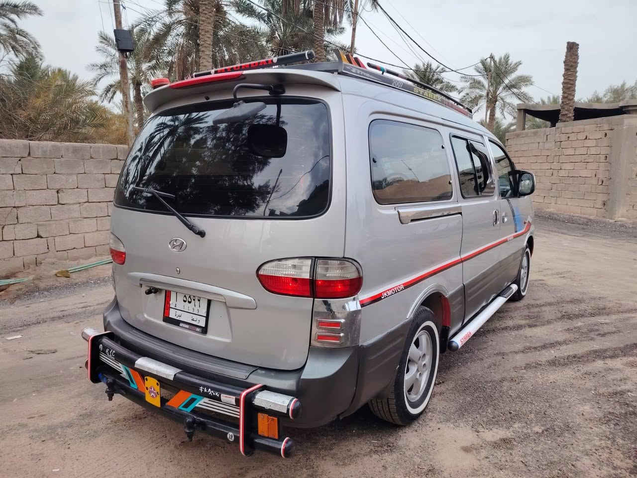 انه مكلف بالنشر
متاح سياره استاركس موديل 2007 سياحي بسمي رقم واسط مشروع وطني يعني تتحول بجميع المحافظات .. محرك وكير اوتوماتيك مسكر .. تخم تاير .. الشواصي كفاله على البلاد .. البدي مكفول فقط رشات بسيطه مال جراد .. تبريد شغال خير من الله.. حداديه فول الفول .. السياره جاهزه من جميع النواحي .. السعر اتصل وتدلل 
العنوان بصره _ ابي الخصيب _ طريق الصحراء/  *********** البصرة, العراق
