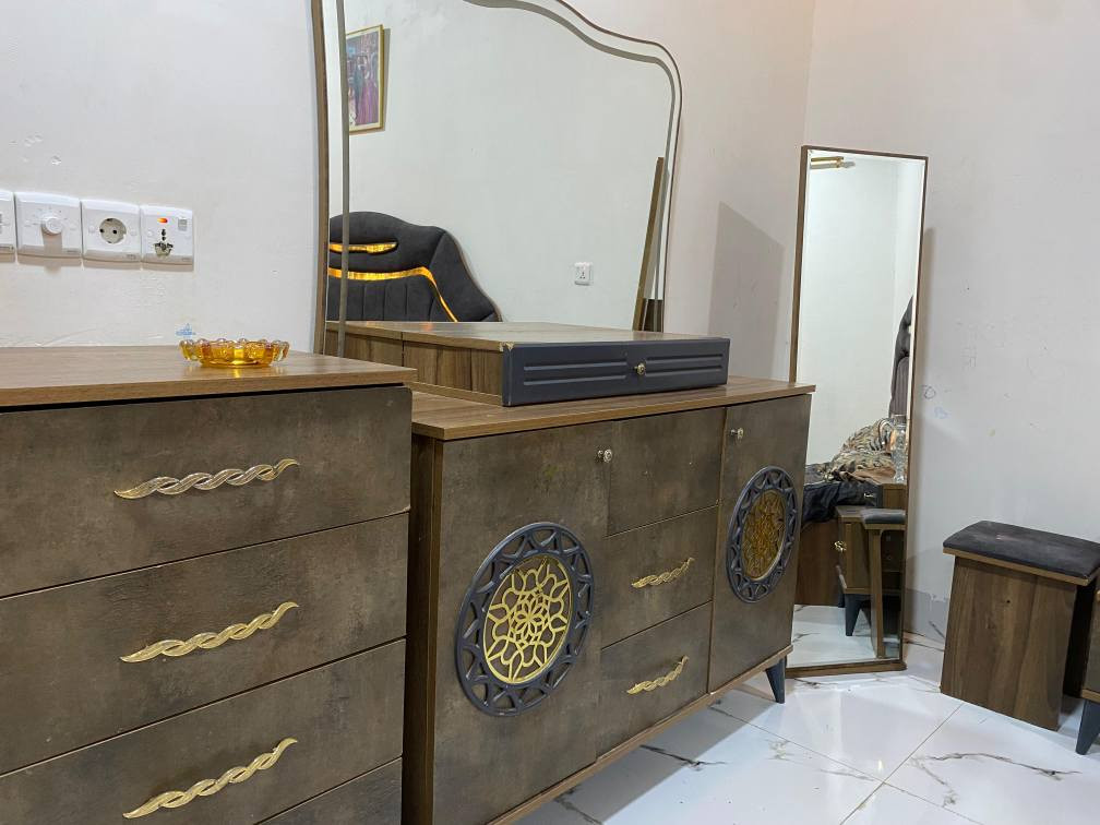 غرفه نوم نظيف كلش 9 قطع لوك للاستفسار أكثر راسل خاص كركوك, العراق


**إذا كنت صاحب هذا الإعلان وتريد حذفه لأي سبب، رجاءا أرسل رسالة إلى الدعم الفني**