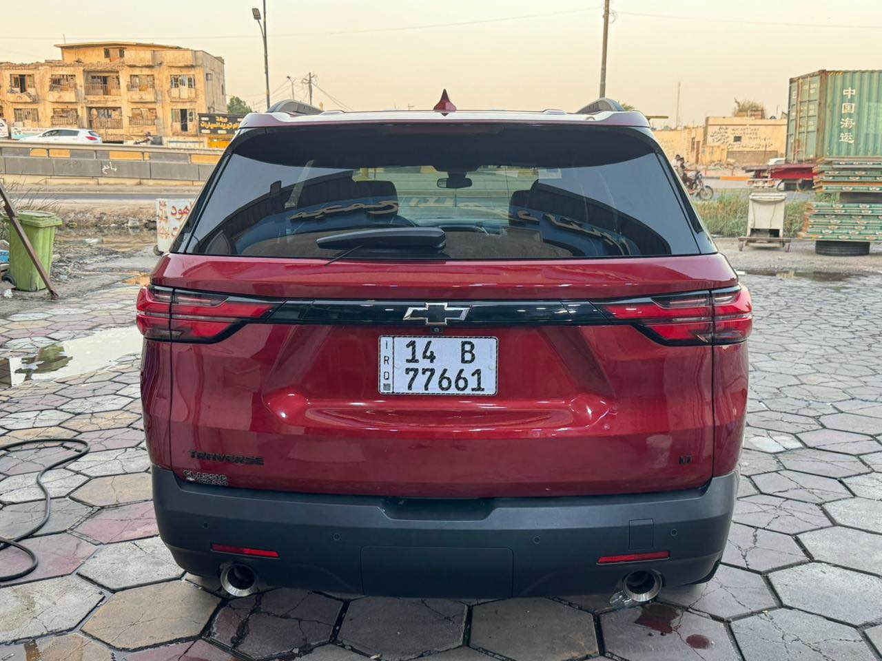 السلام عليكم .. 
رمضان كريم عليكم وتقبل الله صيامكم وقيامكم .. للبيع .: فقط للبيع 
شفرليت ترافرز موديل ٢٢ وارد امريكي 
السيارة LT1 BLACKTOP  علايم وويل اسود بلادي 
السيارة فول مواصفات بدون بانوراما 
محرك ٦ سلندر ٣٦٠٠ 
لون احمر مميز 
بصمة تشغيل 
كشنات جلد 
كشنات خلفية فصل 
تدفئة بلكشنات
ويل كب 
تحكم ستيرن 
نظام تحديد مسار وقيادة اليه
٣ انظمة قيادة
رادار امامي 
رادار بلمري 
قاصه 
باب خلفي كهرباء 
لايت LED بلادي 
حادثها بسيط دحجه بلمدكر الامامي والمدكر الخلفي ايرباك برده ضارب فقط وصور الحادث موجوده
 السيارة جاهزة اي نقص ما بيها 
رقم بصرة انكليزي الجديد حره تحويل مباشر 
مكان السيارة البصرة 
السعر ٢٦٠ ورقة وبيها مجال قليل للشراي 
***********
*********** البصرة, العراق
