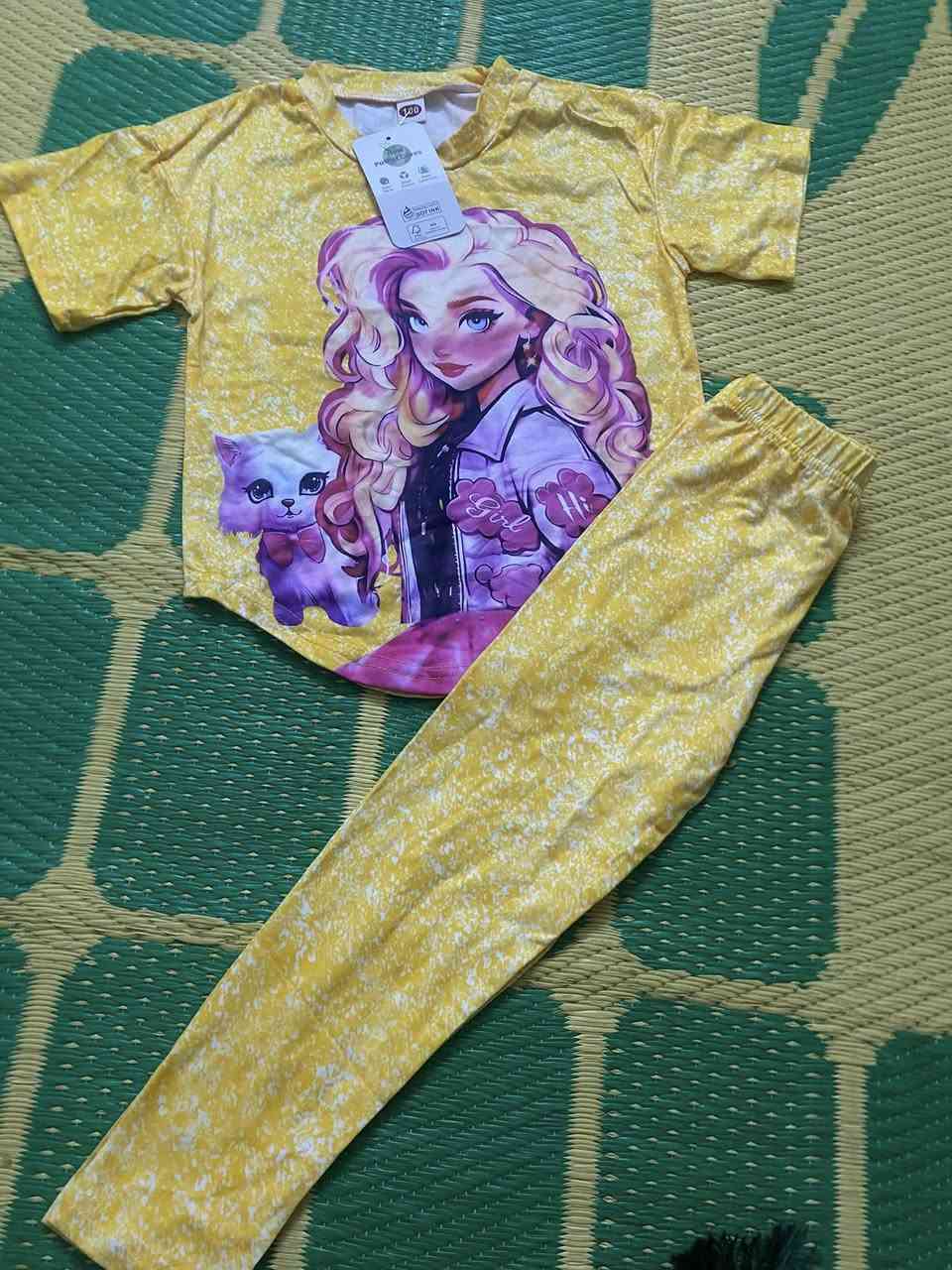 يلبسن 4 الى 5        ب20 مع التوصيل


**إذا كنت صاحب هذا الإعلان وتريد حذفه لأي سبب، رجاءا أرسل رسالة إلى الدعم الفني**