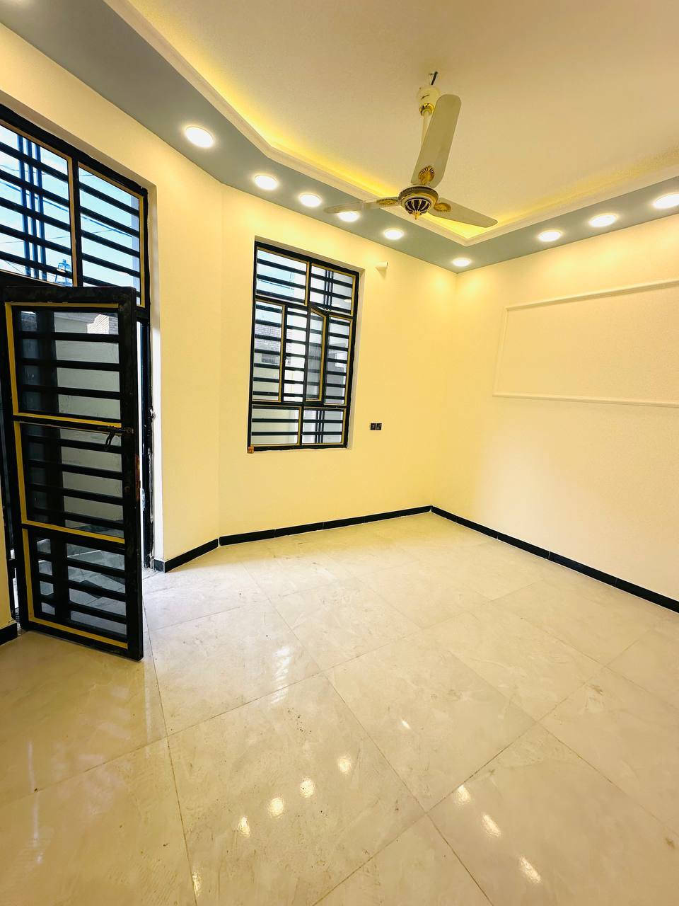 🏠 بيت للبيع بناء جديد
في حي الامين / شارع ابو التنانير 
مساحة ١٠٠ متر مربع
🌿 للاستفسار الاتصال بالارقام ☎️
***********
***********

🔹او زيارة مكتبنا ( مكتب علاء صاحب دوحان )
 فلكة الجامعة / بداية شارع حيدر  حجي هندي
