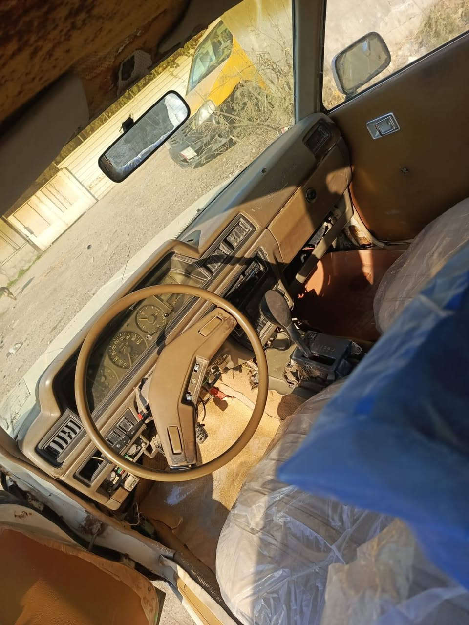 وينهم محبين الكلاسيك والياباني القديم  تيوتا كرونا جيل الطيبين وكير ومحرك اوتماتيك المرغوب وصناعة ياباني وعدك الحساب تبقة عمر وياك كير ومحرك شرط نضيفات وكشرها كدامك بلادي كلشي محاط علية رقم الماني كركوك اخذتها من ولد ابغداد عدة وكالة بيها تجي تأخذ من عدي مكاتبة اتكفلك كلشي بيها  وسنوية عضم عاج واطيك رقم ابو الوكالة هم سيارة كلها بلادية وشغالة وكاملة تنكر سويج وتطلع وين مايعجبك محافضات ترايك إذا يعجبك تخم تاير نضيف جواها مدوشمة جديد بعدها بجيسها كهربائيات شغالة كل هذا الحجي وعارضها بسعر دراجة بس ب((  13  )) ورقة  ومكاني بغداد الزعفرانية وهذا رقمي وموجود واتساب همينة إذا ماعدك رصيد وخادم للناس الي تجيني من مكان بعيد ***********
