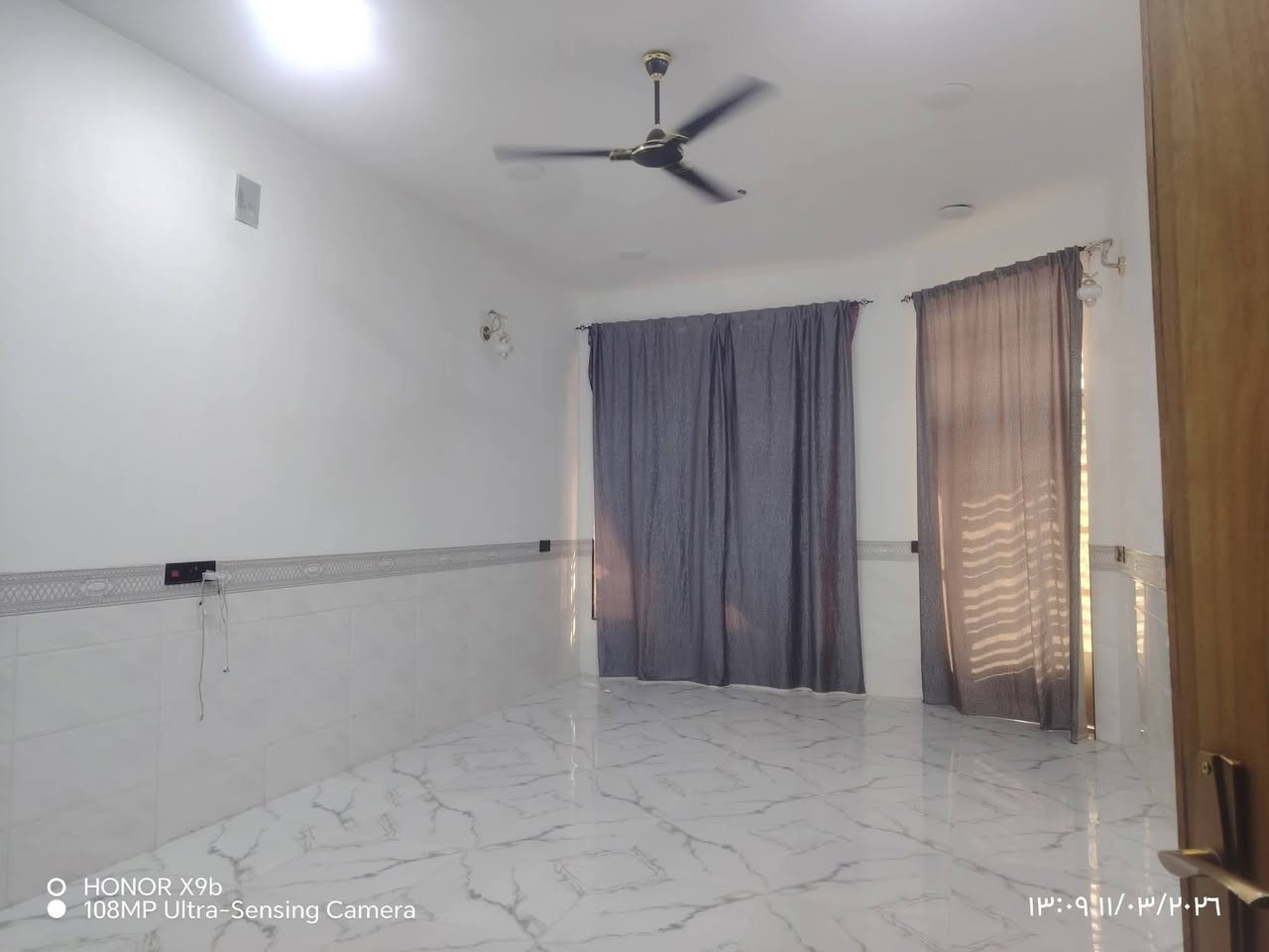 سلام عليكم بيت البيع مقابيل سعيدات البيت بناء حديث 2025
جاهز يحتوي علا 2 غرف وجاهز من كل شي ماء كهرباء 
توصل عبر *********** بي وتساب
