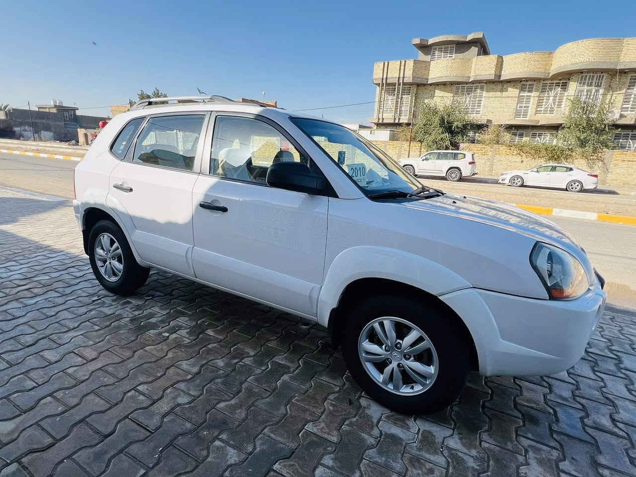 توسان2010 للبيع مكفولة من الصبغ والتبديل والضربه
السعر 138
رقم بغداد دولي بأسمي 
ماشيه 109
قابله الزياده .الجرس 120شغال
هزه جديده 
***********
الموقع بابل
