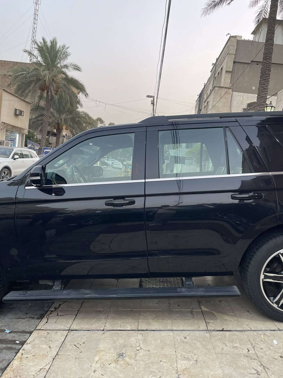 فورد اكسبدشن ٢٠٢١ 
خليجي وكاله الكاصد 
ماشيه ٨٢ الف كيلو 
بيها سونر جديد يعني متحتاج تفحص 
مكاني شارع فلسطين 
***********
مكاني شارع فلسطين
