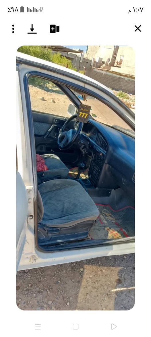 للبيع هونداي دمعه موديل 94رقم بغداد سياره حلوه مصبوغه جماليه سعر 32وبيها مجال مكان تكريت الديوم ***********
