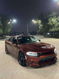 للبيع 2021 GT  اصل لون مميز مشمشي رقم اربيل باسمي  ماشية 55 الف ميل فق...