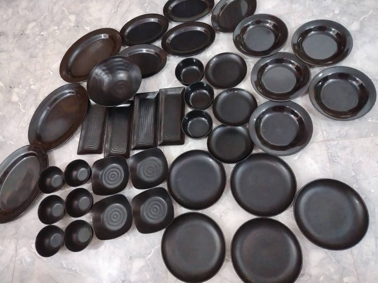 للبيع سيت صحون 40 قطعة اسود بلاستك سياحي السعر 10 قفل 
يوجد توصيل ايسر ايمن


**إذا كنت صاحب هذا الإعلان وتريد حذفه لأي سبب، رجاءا أرسل رسالة إلى الدعم الفني**