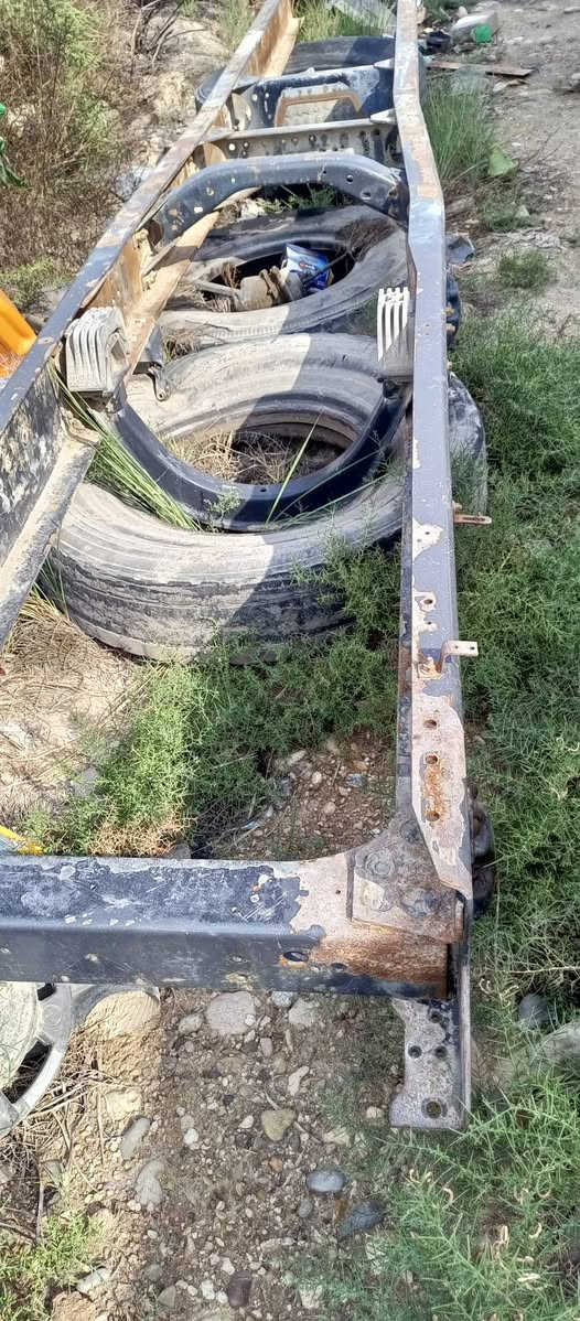 شاصي سكانيا موديل 95 مبطن مال سكس راس تريله للبيع مكفول طوله 7امتر///***********
