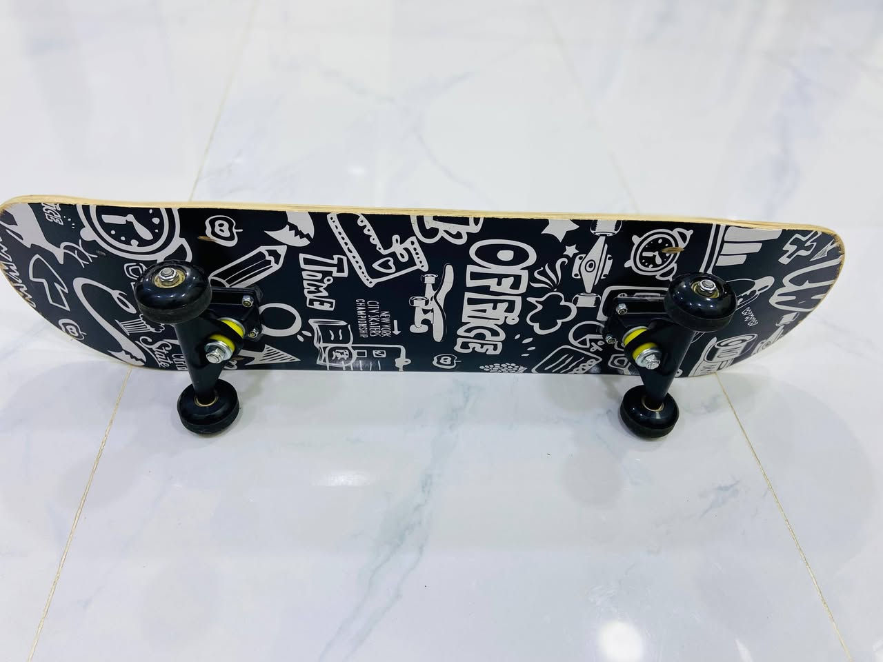 سكيت بورد اصلي للبيع السعر 30
استعمال قليل / 7 طبقات / يحمل وزن 150 kg / تواير جلاتين


**إذا كنت صاحب هذا الإعلان وتريد حذفه لأي سبب، رجاءا أرسل رسالة إلى الدعم الفني**