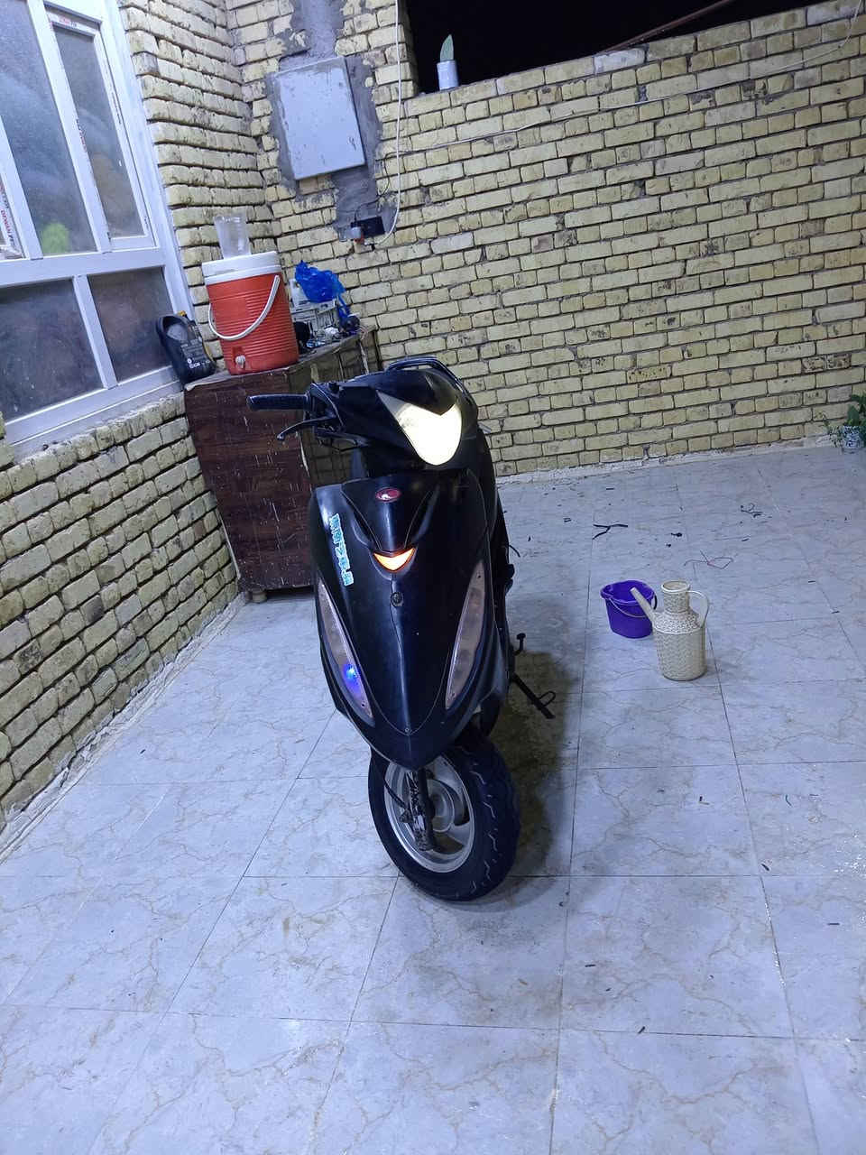 السلام عليكم اخوان بيع او مراوس.
جي فور كامكو. 
سلف هندر. كهرباىيات كلهه شغاله هورن لايت زنون عالي ناصي بگ لايت اشاير. شلعه ومعدل تايراته نضيفه للتواصل مراسله الحساب او رقمي . . ***********..
