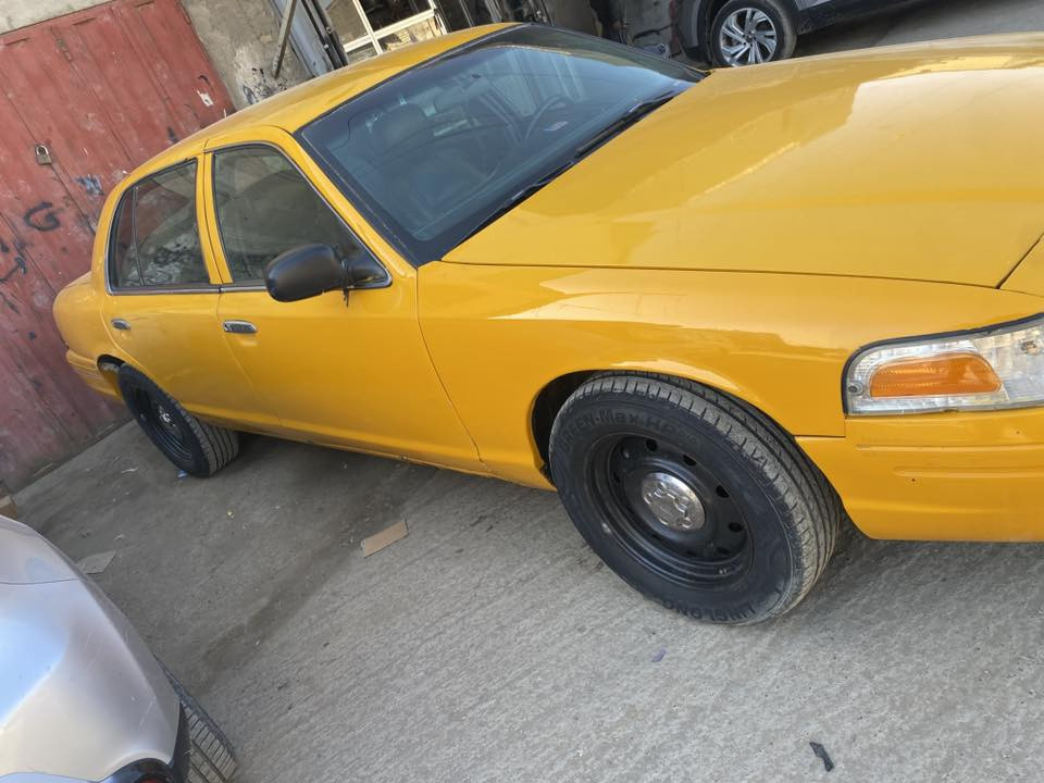 ‎السلام عليكم فورد كراون فكتوريه اصل 2011 
‎اصل صفرة السيارة خير من الله كلة جديد او اصلي 
‎صدر تايرات باتري تبريد تتفئه خير من الله 
‎السيارة سيرفس كامل نوزلات بلكات مجاول فيتبم كلة جديد اصلي. سنت متصرفلهة السيارة جاهزة من كل النواحي ارائك 
‎وين ميعجبك شلعة معدل فول رقم بابل الجديد 
‎عليهة غرامة 200الف او هيئه 110الف 
‎السعر 60$قابل لتفاوض مكان بغداد تحويل مباشر 
***********
مراوس حسب القناعة
