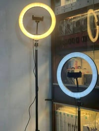 رينغ لايت • ٣٣سم • توصيل