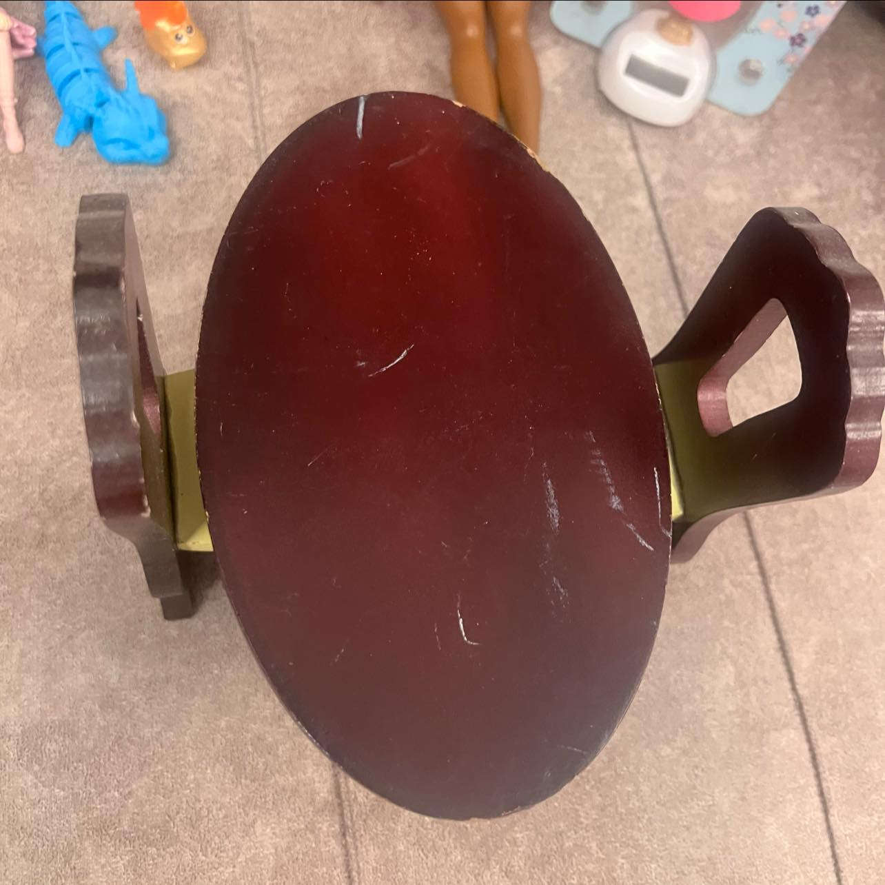 طاولة مع كراسي خشبيات انتيكة
بسعر 20 الف دينار قفل


**إذا كنت صاحب هذا الإعلان وتريد حذفه لأي سبب، رجاءا أرسل رسالة إلى الدعم الفني**