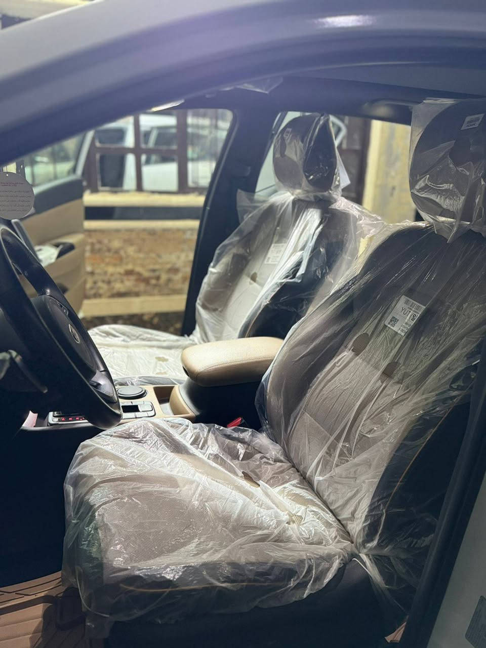 السلام عليكم
كيا سبورتج خليجي(جيتي لاين) أخت الزيروو
مكفوله كفاله عامه 
سبير الشركه ما نازل 
(استخدام شخصي ) من الشركه عندي 
 موديل 2021
ماشية 25 الف 
 فول 1/1 اعلى فئة بالموصفات معروفه ل جي تي 
موصفاتها : 
مكينة 2000 دوش
بصمةتشغيل
بصمة عدد 2
وبصمة ابواب 
بانوراما
ترحيب عند الاقتراب
شاحن واير لس
مري شفط 
جنطه كهرباء 
لد نهاري  + بك لايت LED 
لايت ضباب
ويل كب 19
كشنات جلد + كهرباء السائق والصدر
مود درايف DRIVEMODE 3انضمه
ستيرن رياضي  
تحكم ستيرن فول مع تحكم بلوتوث
قطعتين تبريد امامي خلفي 
سايد بريك بصمة 
لايت اوتو
اريل نفكيشن
حساس امامي
حساس خلفي
نضام منحدرات
5 ويل مال جيتي
شفتات ستيرن
شاشة اعطال
سونار موجود بل صور 
رقم بغداد باسمي تحويل مباشرة  
للتواصل *********** واتساب 
***********

(مكلف بل نشر الشراي يخابر صاحبها)
