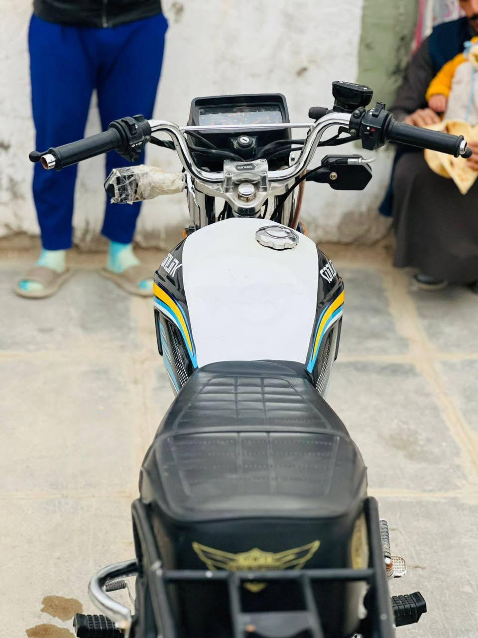 الفول والمكفول والصحيح يمي🥇🎗️
تيكر سونك  موديل 2025 كفاله عامه دراجه جديده مامتعوبه 🥇🩷
كهربائيات كله شغاله ي🎗️🥇🥈750 وبيه مجال حك جيه بابل شوملي قرب صيطرت الخضريات 
للبيع الشراي يتصل ع الرقم خاص مفتوح
***********
