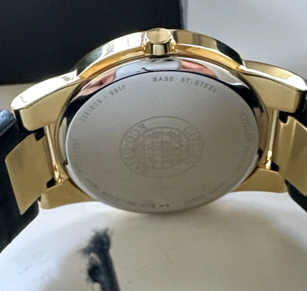 Citizen Eco-Drive - AU1062-05E
يابان
مطلي ذهب
جديد غير مستخدم
٢٥٠ دولار


**إذا كنت صاحب هذا الإعلان وتريد حذفه لأي سبب، رجاءا أرسل رسالة إلى الدعم الفني**