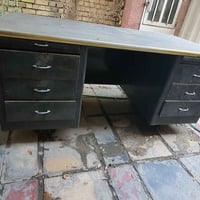 ميز حديد • للبيع • بغداد