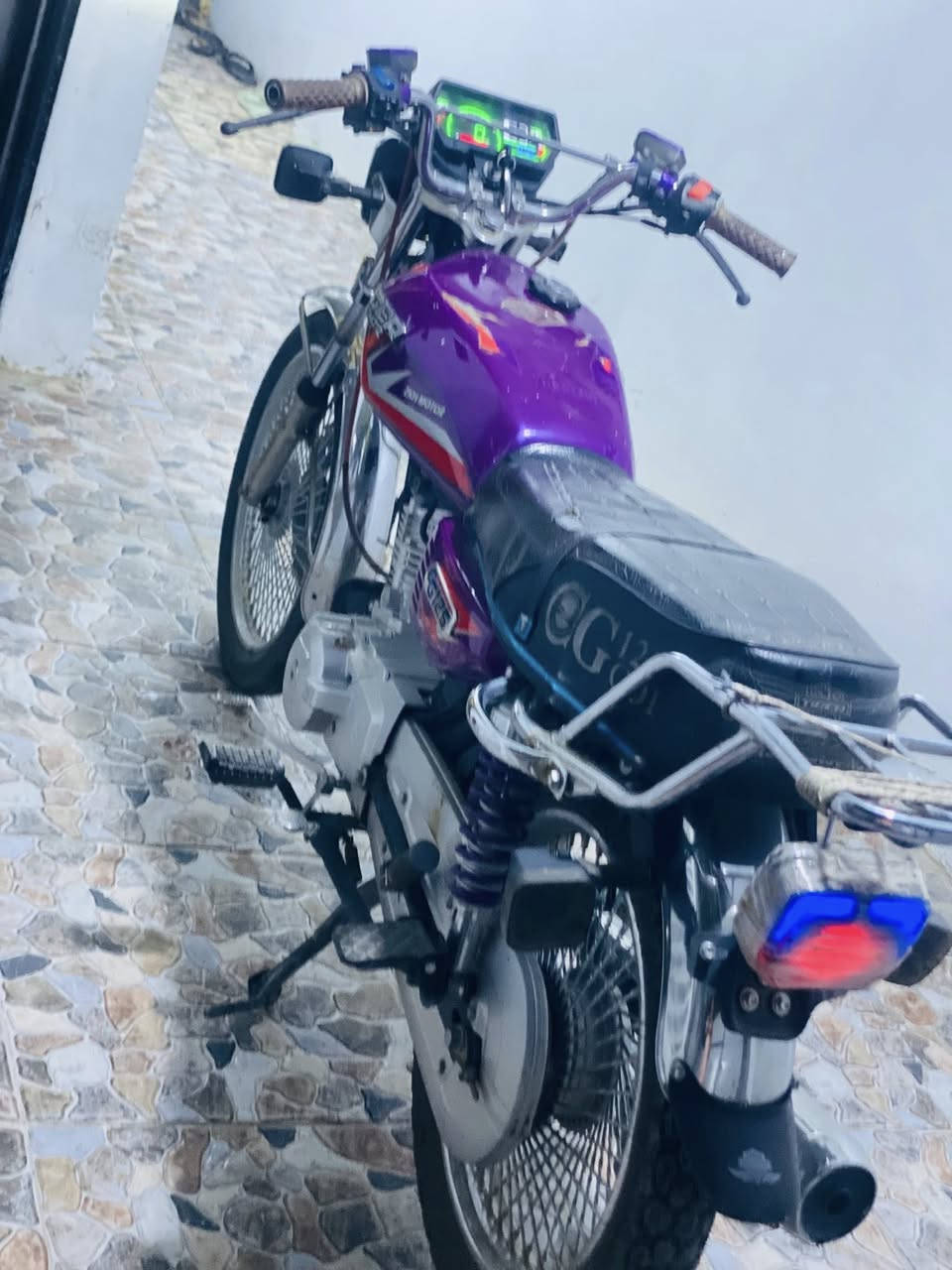 ‏دراجنوف للبيع محرك تاجر كل بلاد محرك كبس
***********
600￼￼￼
