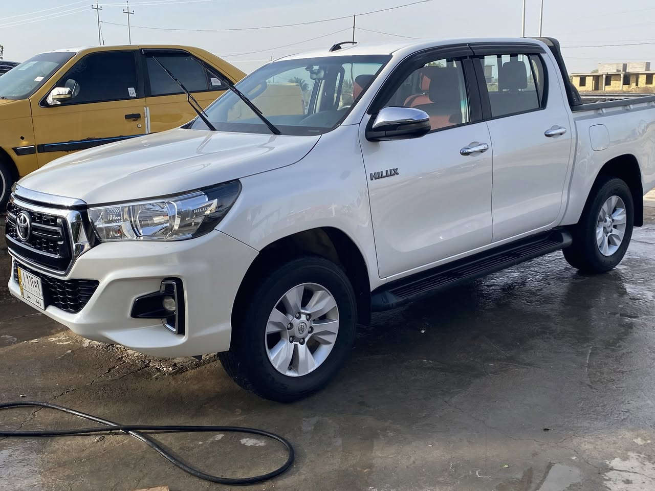 سلام عليكم هيلوكس بريمي بدون جهاز رقم واسط مكان واسط الون صدفيه كاز سعر 275 ***********
