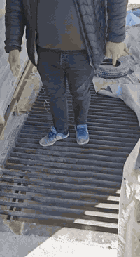 للبيع وبسعر مغري ... سايلوات خزن مستعملة عدد ٣ سعة كل سايلو ١٤٠٠ طن  م...