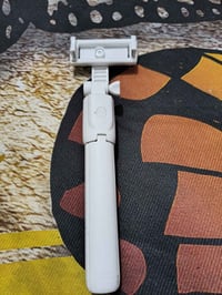 عصا سيلفي شاومي • قابل للطي 42سم • عمارة ميسان